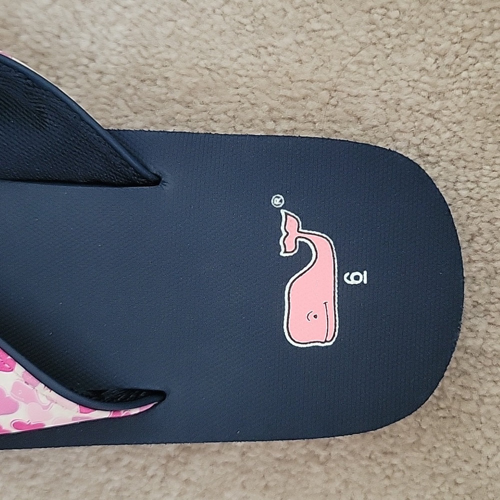 Vineyard Vines Navy and Pink Flip Flops Beand New No Tags - Picture 3 of 5